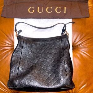 Gucci Signature Hobo